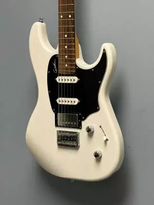Godin Guitars - G48434 2